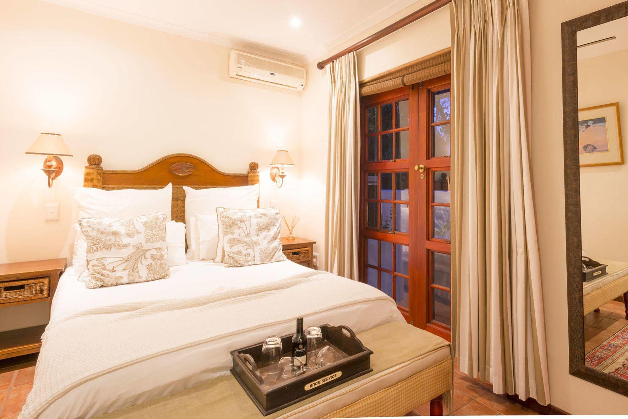 Five Burnham Guest House Durban Esterno foto